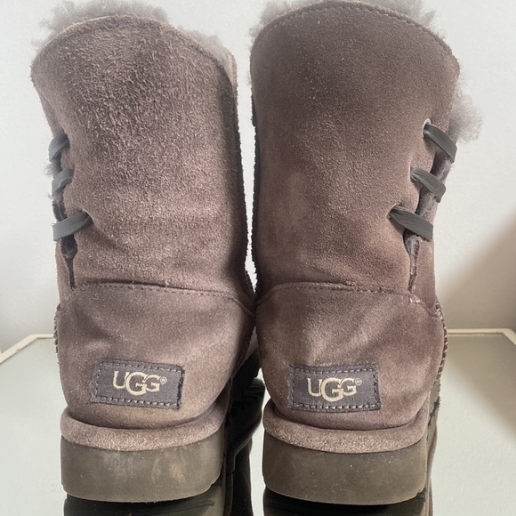 Ugg Constantine suede boots womens - Picture 2 of 9